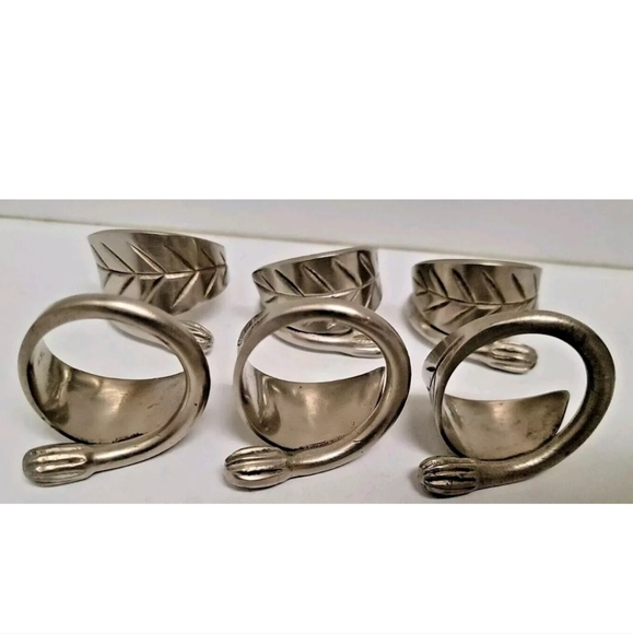 Pewter Napkin Rings☆Leaf Wrap Design ☆ 6 Contemporary Holders  Pre-owned - Picture 2 of 4